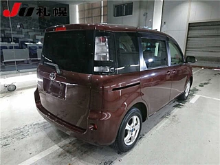 TOYOTA SIENTA 2012