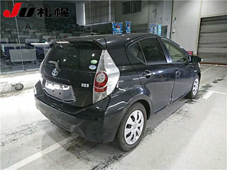 TOYOTA AQUA 2012