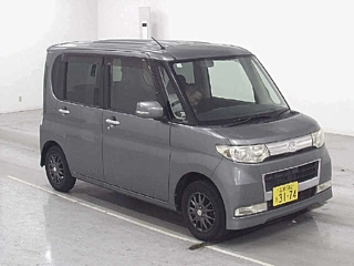 DAIHATSU TANTO 2008