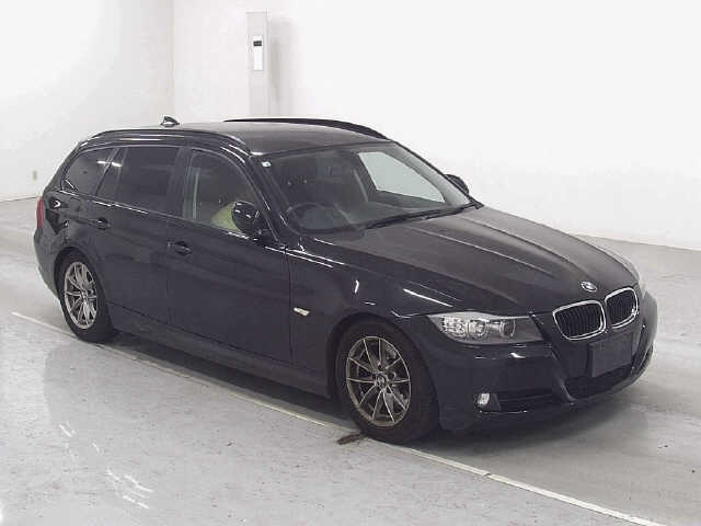 BMW 3 SERIES 2011