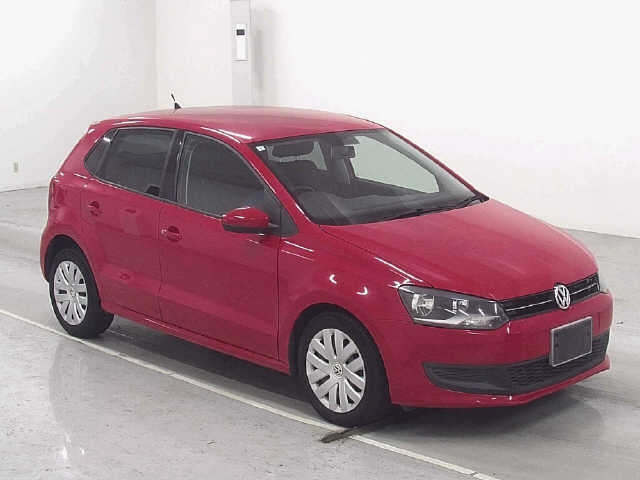 VOLKSWAGEN POLO 2013