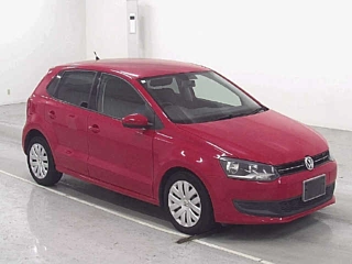 VOLKSWAGEN POLO 2013
