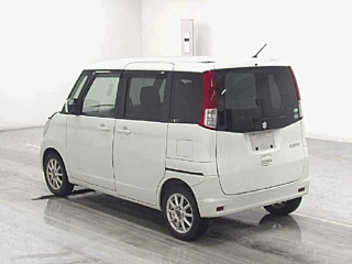 SUZUKI PALETTE 2012