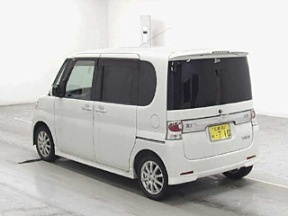 DAIHATSU TANTO 2008