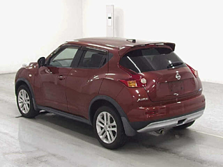 NISSAN JUKE 2010
