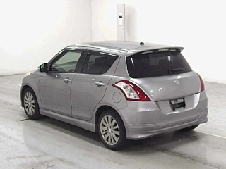 SUZUKI SWIFT 2012