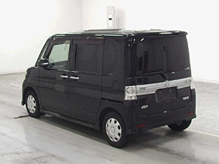 DAIHATSU TANTO 2012