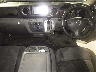 NISSAN CARAVAN VAN 2018
