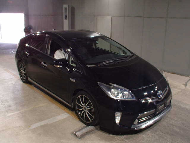 TOYOTA PRIUS PHV 2014