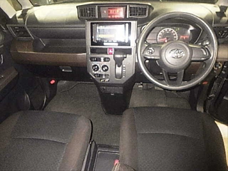 TOYOTA ROOMY 2022