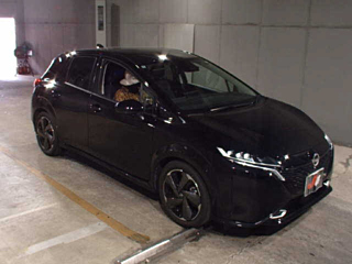 Заказать NISSAN AURA