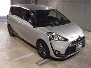 TOYOTA SIENTA 2015