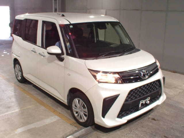TOYOTA ROOMY 2022