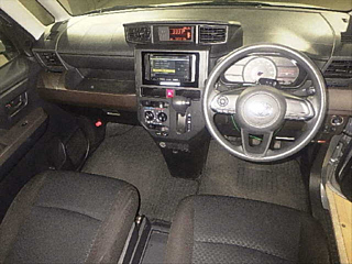 TOYOTA ROOMY 2022