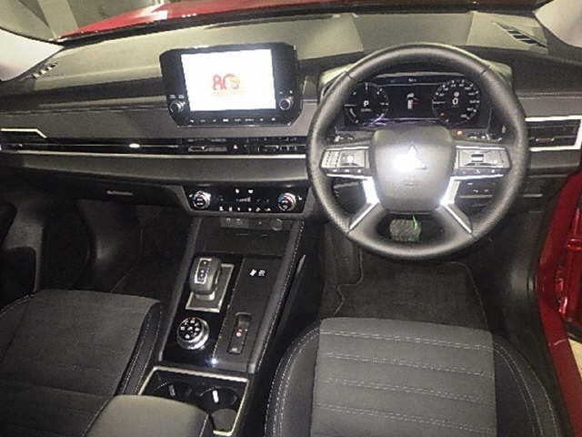 MITSUBISHI OUTLANDER PHEV 2024