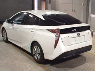 TOYOTA PRIUS 2016