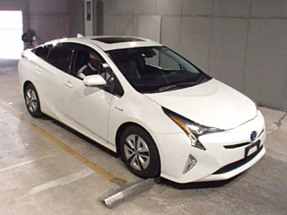 TOYOTA PRIUS 2016
