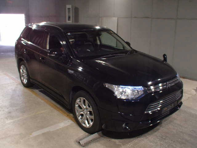 MITSUBISHI OUTLANDER PHEV 2014