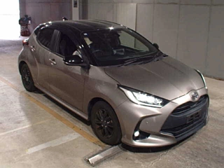TOYOTA YARIS 2021