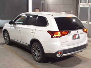 Заказать MITSUBISHI MINICAB VAN
