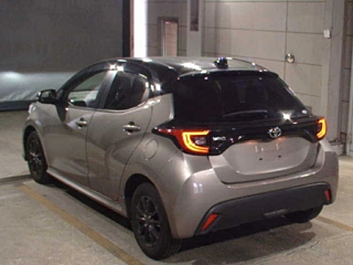 TOYOTA YARIS 2021
