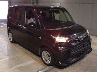 TOYOTA ROOMY 2022