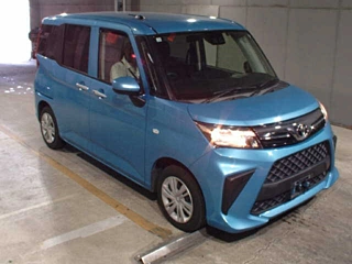 TOYOTA ROOMY 2022