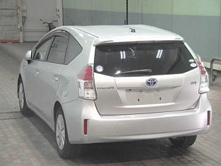 TOYOTA PRIUS ALPHA 2019
