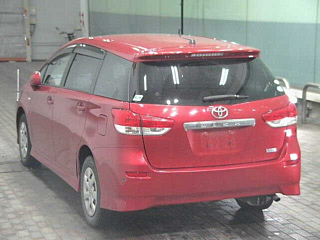 TOYOTA WISH 2010