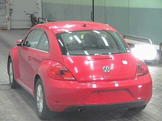 VOLKSWAGEN THE BEETLE 2013
