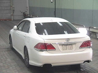 TOYOTA CROWN 2011