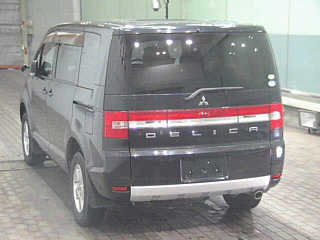 MITSUBISHI DELICA D5 2010