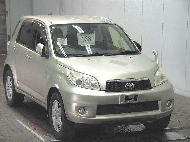 TOYOTA RUSH 2011