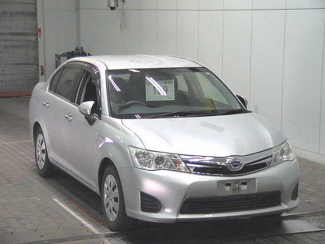 TOYOTA COROLLA AXIO 2015