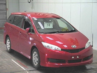 TOYOTA WISH 2010