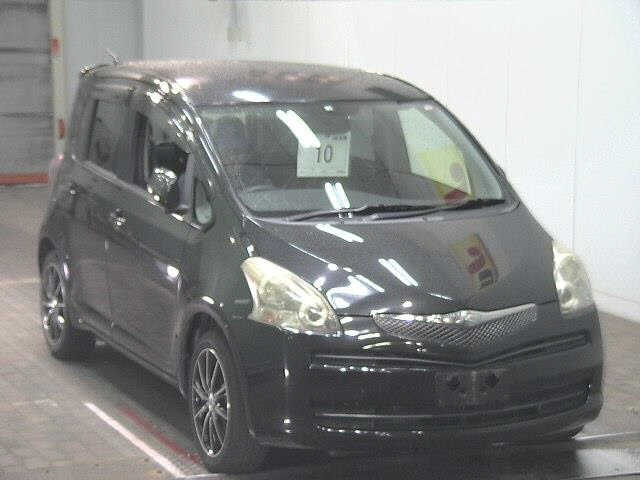 TOYOTA RACTIS 2010
