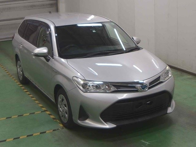 TOYOTA COROLLA FIELDER 2018