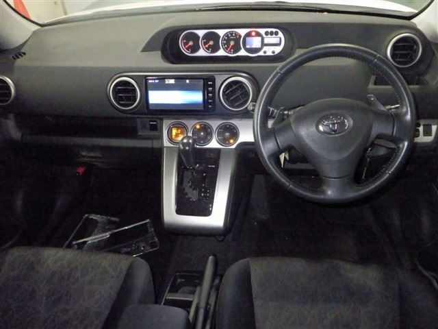 TOYOTA COROLLA RUMION 2015