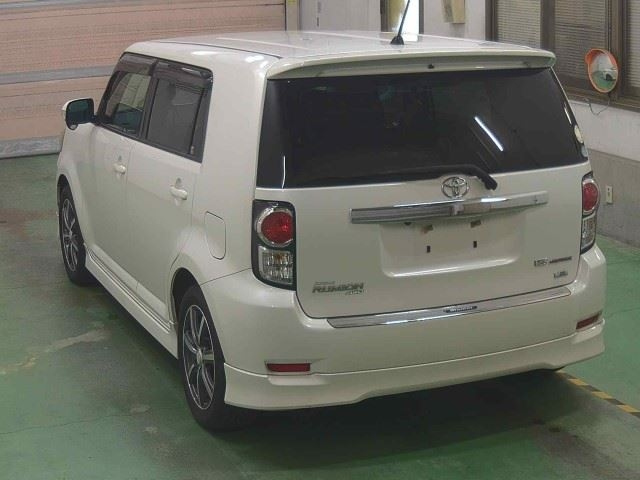 TOYOTA COROLLA RUMION 2015