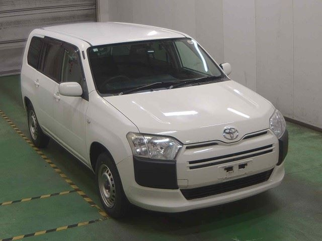 TOYOTA PROBOX 2016