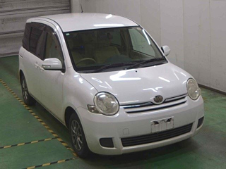 TOYOTA SIENTA 2008
