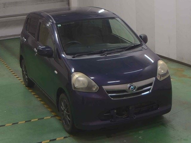 DAIHATSU MIRA E S 2013