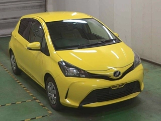 TOYOTA VITZ 2014