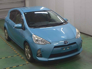 TOYOTA AQUA 2012