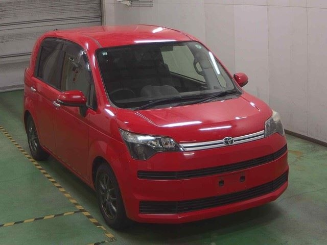 TOYOTA SPADE 2015