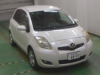 TOYOTA VITZ 2009