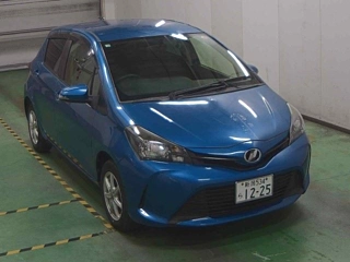 TOYOTA VITZ 2014