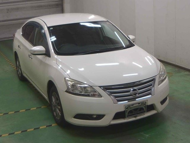 NISSAN SYLPHY 2013