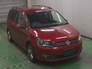 VOLKSWAGEN GOLF TOURAN 2012