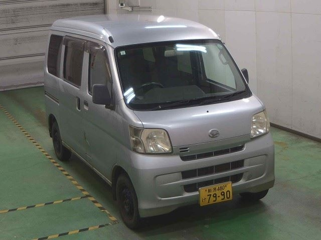 DAIHATSU HIJET VAN 2010